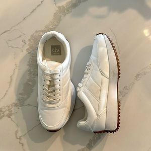 Dolce Vita Breela Sneaker